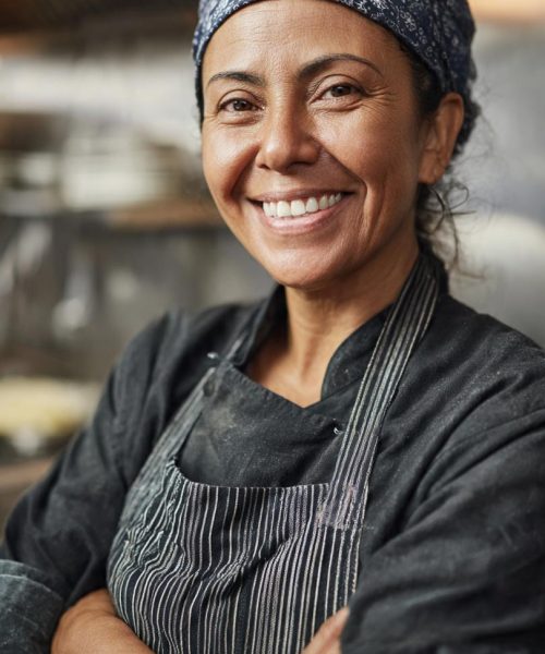 crea-la-imagen-de-una-mujer-cocinera-latina-de-pre